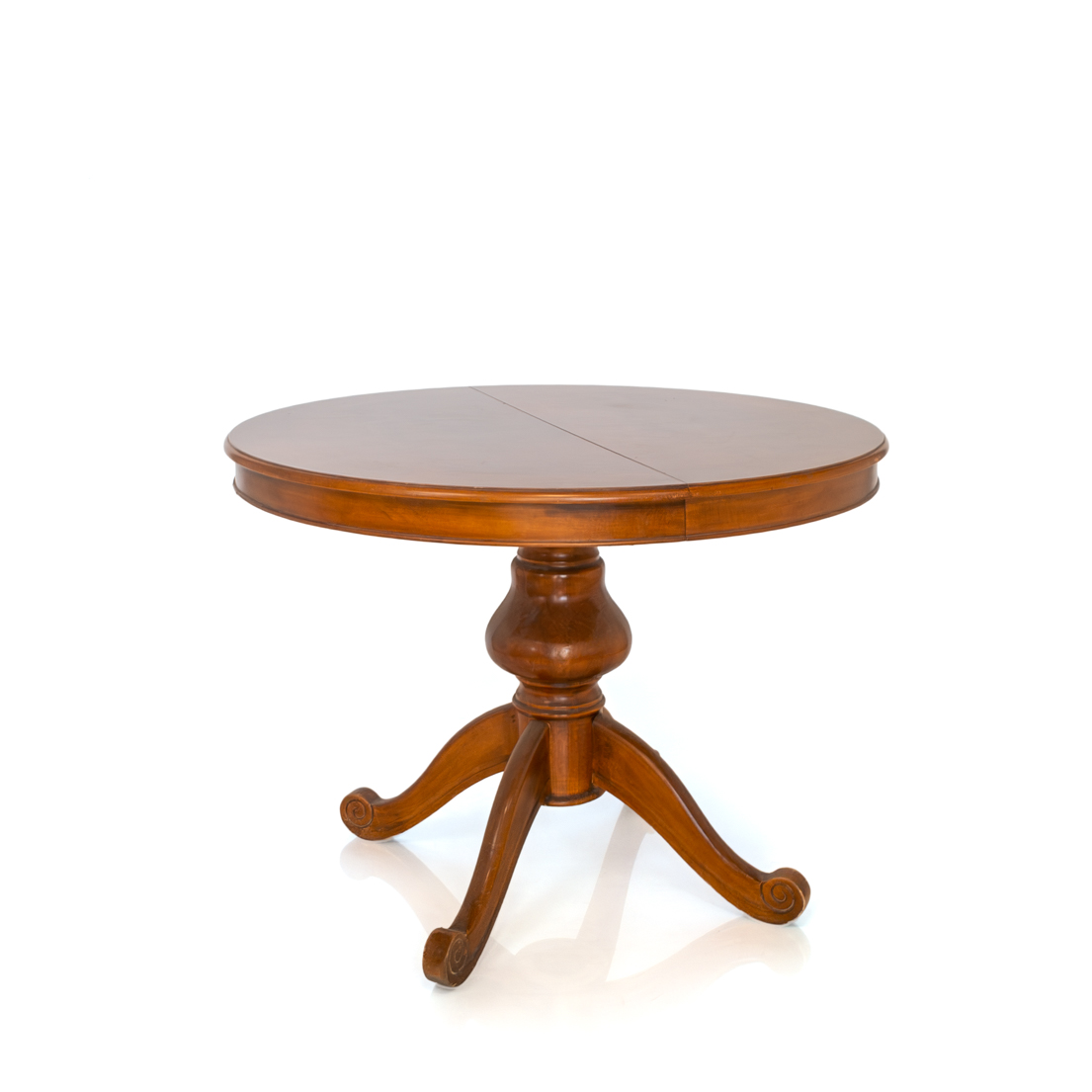 1x Table ronde en bois (inclus)